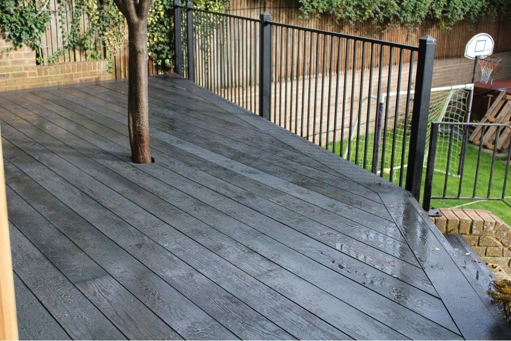 images/Deck1.jpg