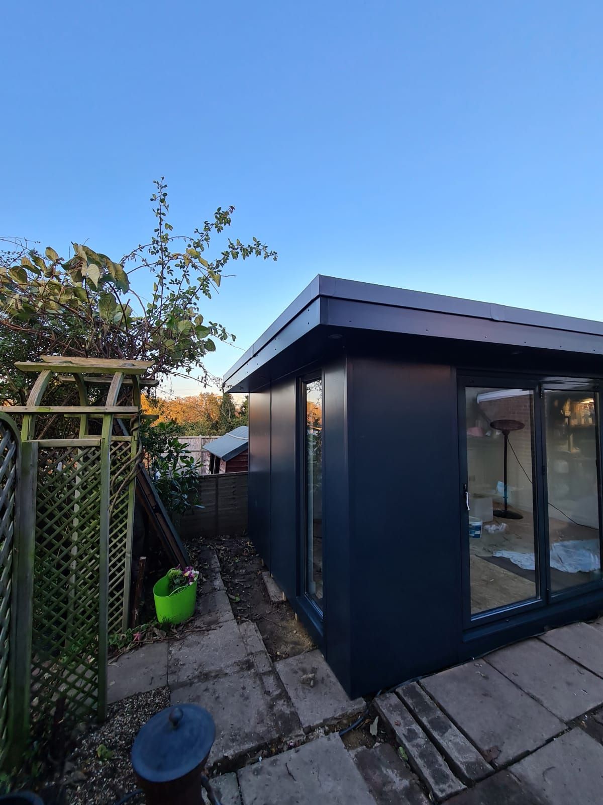 images/garden-room-gravesend/garden-room-gravesend1.jpg